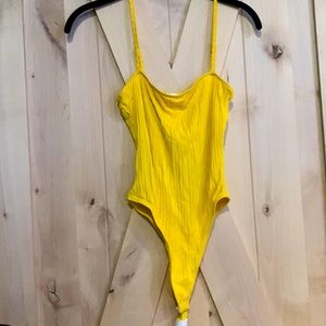 Ribbed yellow bodysuit